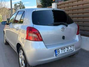 Toyota Yaris 34.000 km - Diesel D4D- foarte intretinut — miniatura 4