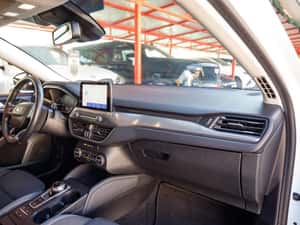 Ford Focus IV Wagon 1.5 EcoBlue (120 CP) Automatic — miniatura 4