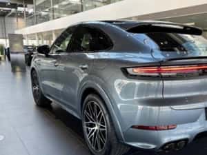 Porsche Cayenne Automată 519 HP Hibrid (B/E) — miniatura 3