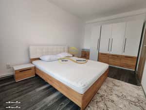 Apartament 2 camere decomandate, Str. 9 Mai