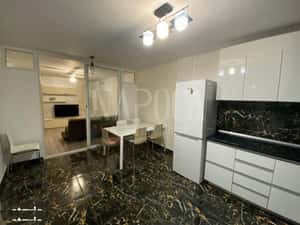 Apartament 2 camere de vanzare in Floresti