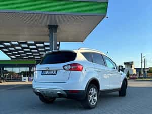 Vand Ford Kuga 2011 — miniatura 4