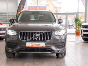 Volvo XC40 Semi-automată 235 HP Diesel — miniatura 2