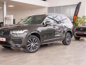 Volvo XC40 Semi-automată 235 HP Diesel — miniatura 3