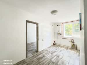 Rahova | Crizantemelor | centrala proprie | 2 camere | renovat