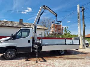 Iveco cu macara basculabil cat b — miniatura 10