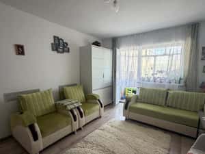 Apartament cu 2 camere, zona Hurmuzachi, Radauti — miniatura 2