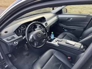 Mercedes benz E300 hybrid — miniatura 6