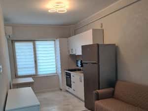 inchiriez apt. doua cam. — miniatura 6