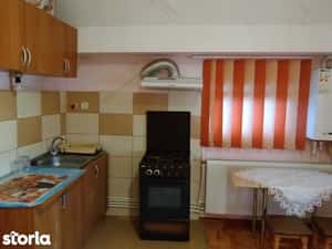 Inchiriez apartament 2 camere la casa — miniatura 6