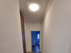 Apartament cu 2 camere de închiriat, Brașov — miniatura 3