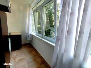 Apartament ultracentral ,2 camere,etaj:3/4, zona Spicul — miniatura 5