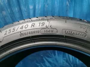 255/40 R19 michelin 4 bucati — miniatura 4