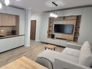 Închiriez apartament 2 camere Grand Hill Oradea cu loc de parcare — miniatura 2