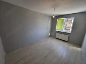 Apartament 2 camere. DECOMANDAT. Bucatarie inchisa. Etaj 1. Asfalt. Transport in comun si magazine. — miniatura 7