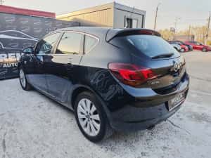 Opel Astra J 1.4 T benzină 140 CP *GARANȚIE* Volan încălzit / Bi-Xenon — miniatura 3