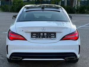 Mercedes-Benz CLA 180 AMG line 2018 — miniatura 4