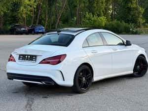 Mercedes-Benz CLA 180 AMG line 2018 — miniatura 5