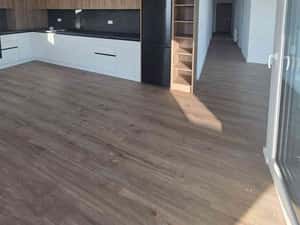 Apartament nou semimobilat  cu parcarea inclusa!