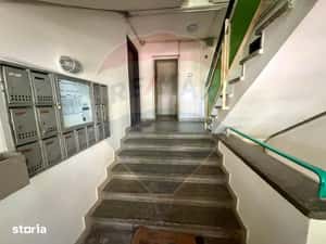 Apartament cu 3 camere de vânzare în zona Drumul Taberei — miniatura 4
