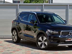 Volvo XC40 T4 Recharge Momentum Plug-in Hybrid — miniatura 2