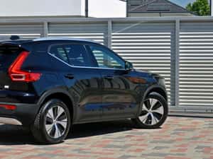 Volvo XC40 T4 Recharge Momentum Plug-in Hybrid — miniatura 6