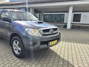 Toyota Hilux 2.5 D-4D Extra Cab – 2010 – 120 CP — miniatura 3
