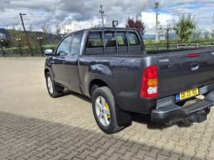 Toyota Hilux 2.5 D-4D Extra Cab – 2010 – 120 CP — miniatura 4