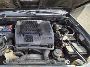 Toyota Hilux 2.5 D-4D Extra Cab – 2010 – 120 CP — miniatura 9
