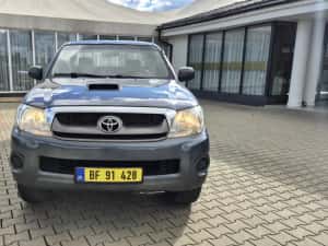 Toyota Hilux 2.5 D-4D Extra Cab – 2010 – 120 CP — miniatura 10