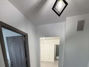 Inchiriez apartament 2 camere ultracentral — miniatura 4
