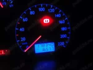 Vand volkswagen polo-cutie automata