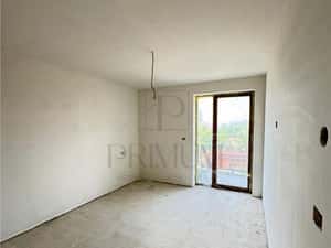 Fratelia - 3 Camere - 2 Bai - 2 Balcoane - Etaj 1 - Spatios - Loc de p — miniatura 6