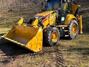 Inchiriere buldoexcavator