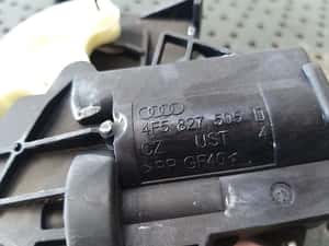 Broasca haion vw passat b6 limuzina 4f5827505d — miniatura 9