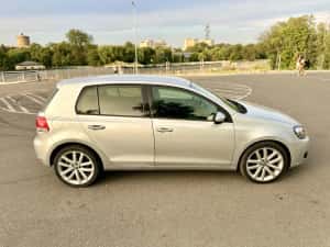 Golf 6// 2.0 Diesel // Automat //110 cai // Navi waze +carplay — miniatura 5