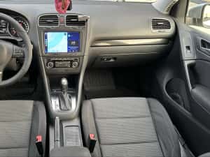 Golf 6// 2.0 Diesel // Automat //110 cai // Navi waze +carplay — miniatura 6