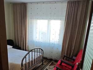 Persoana fizica- vanzare apartament 4 camere — miniatura 3