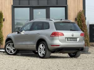 VW Touareg 3.0 Hybrid | Perne | Dynaudio Rar efectuat Rate — miniatura 3