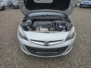 Vand Opel Astra J 2014 Diesel 1598 cmc Neavariata — miniatura 8