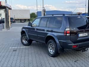 Mitsubishi Pajero Sport 2005 — miniatura 5