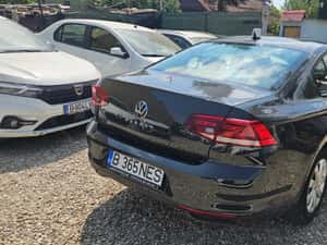 Volkswagen Passat 2.0 TDI SCR Advance Manuală 150 HP Diesel — miniatura 2