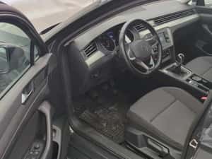 Volkswagen Passat 2.0 TDI SCR Advance Manuală 150 HP Diesel — miniatura 7
