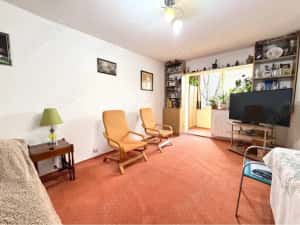 Apartament cu 3 camere Lipovei etaj 1 amenajat 2 balcoane centrala — miniatura 2