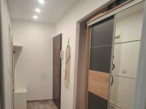 Apartament de vanzare — miniatura 2