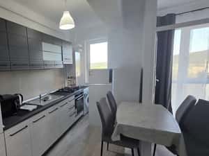 Apartament 2 camere Vișoianu-300 euro+ 50 euro parcare — miniatura 4