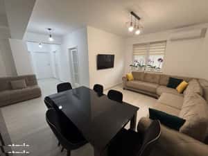 Apartament 3 camere, balcon, debara si loc de parcare privat. — miniatura 2
