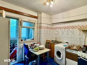 4 Camere I Decomandat I Lacul Tei I 1981 I Parcul Circului I De vanzar — miniatura 5