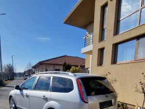 Vând Ford Focus ,motor 2.0 TDCI Euro 5,cutie de viteze automată — miniatura 4