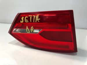 Stop stanga haion Volkswagen Jetta 4 5c6945259a — miniatura 2